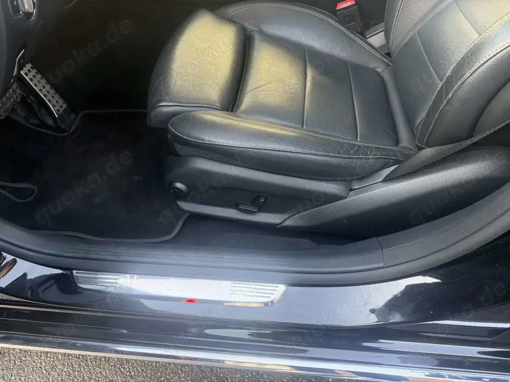 Mercedes-Benz E 220 E 220 d Vollausstattung/Panorama Dach