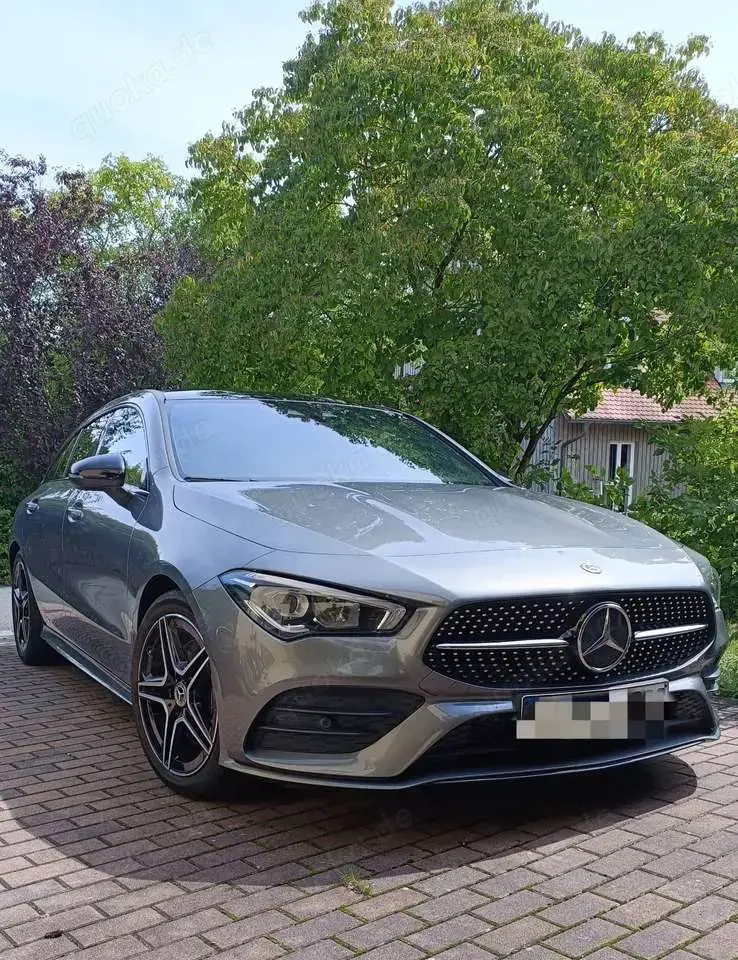 Mercedes-Benz CLA 200 Shooting Brake 7G-DCT AMG Line