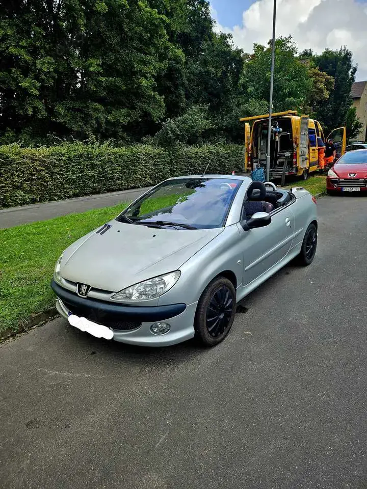 Peugeot 206 TÜV NEU / CC 2.0 HDi Sport / 110PS / Top Zustand