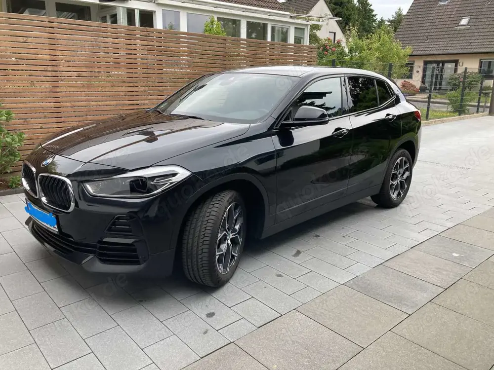 BMW X2 X2 sDrive18i Adv.Plus Garantie, AHK, LED