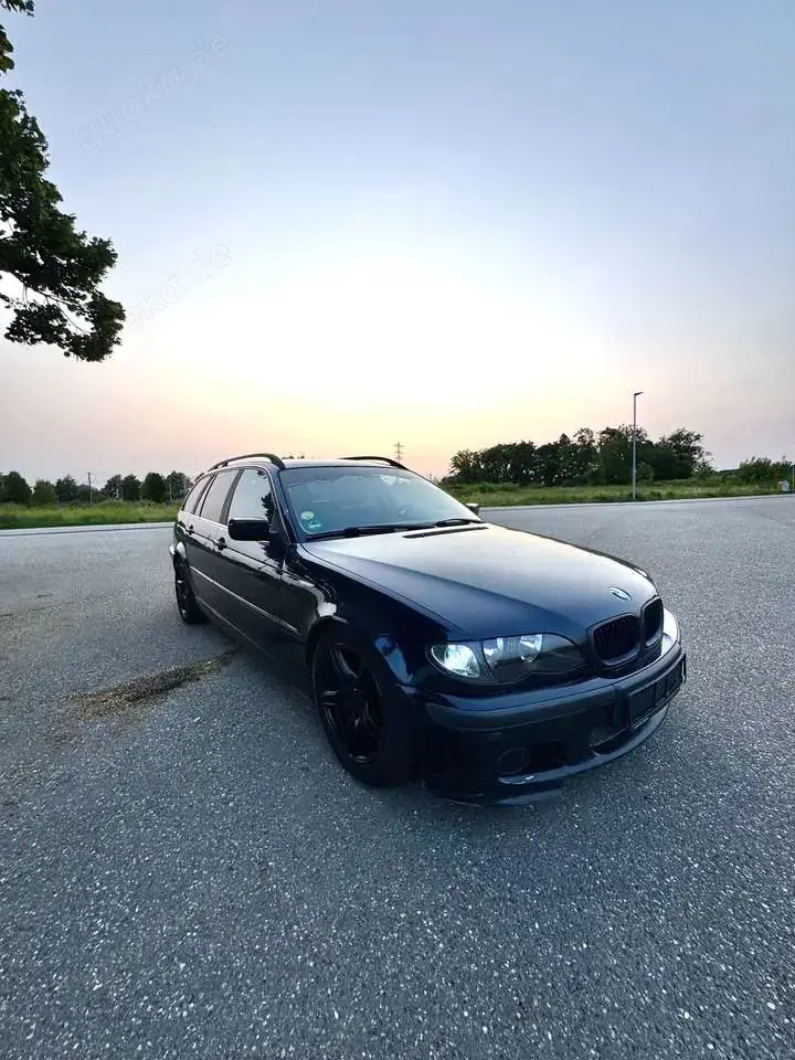 BMW 320 320i touring Sport Klima AHK M Paket Alufelgen