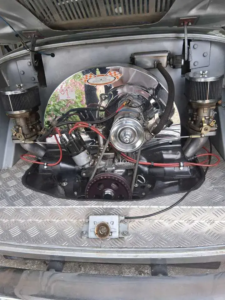 Volkswagen Karmann Ghia