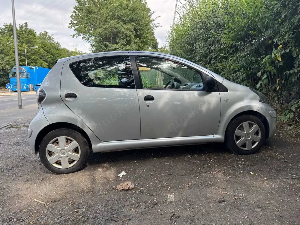 Toyota Aygo Aygo 4 Türer | TÜV bis 07/2027