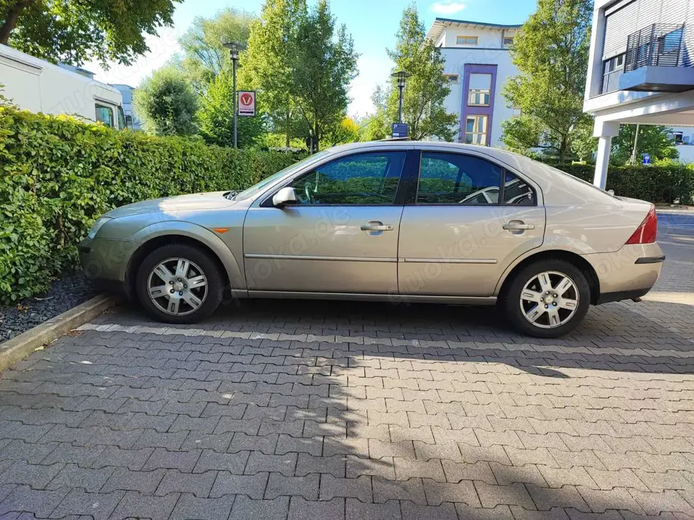 Ford Mondeo Mondeo 2.0 Ghia