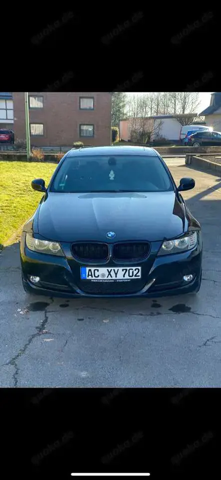 BMW 320 320i E90