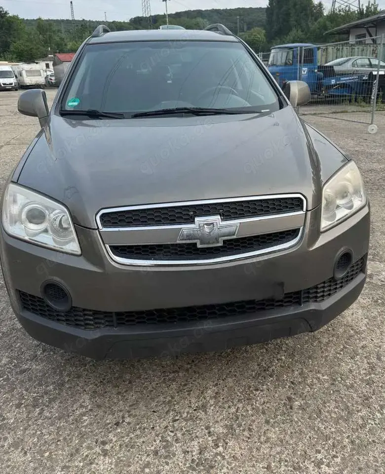 Chevrolet Captiva 2.4 2WD 5 Sitzer Gas LS