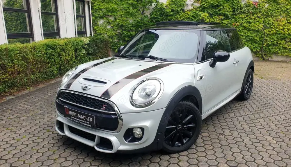 MINI Cooper S John Works Chili-Paket*Pano*Navi*HK S.