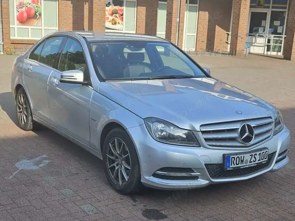 Mercedes-Benz C 220 C 220 CDI DPF (BlueEFFICIENCY) 7G-TRONIC Avantgard