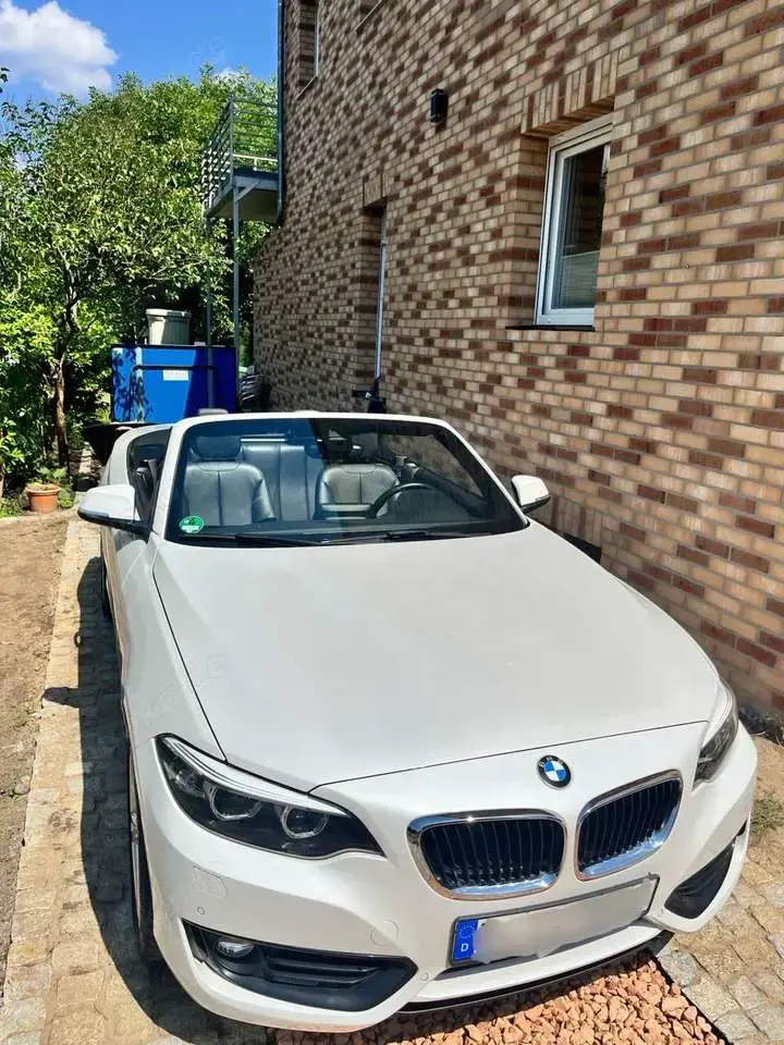 BMW 220 i Advantage Scheckheftgepflegt