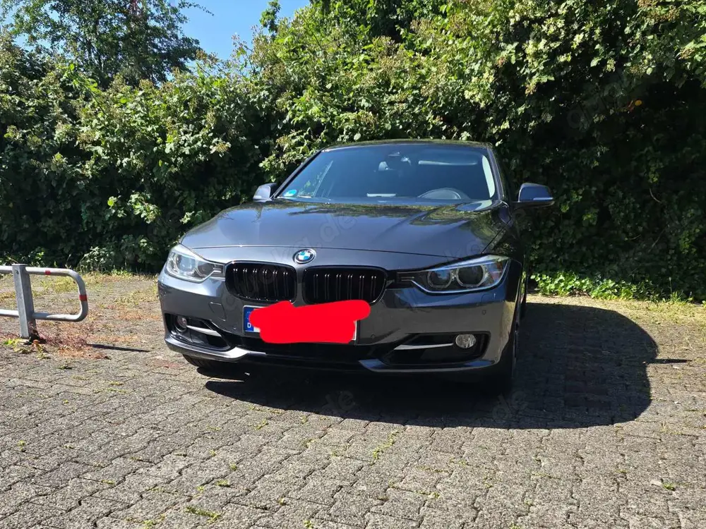 BMW 330 330d Touring xDrive Aut. Sport Line