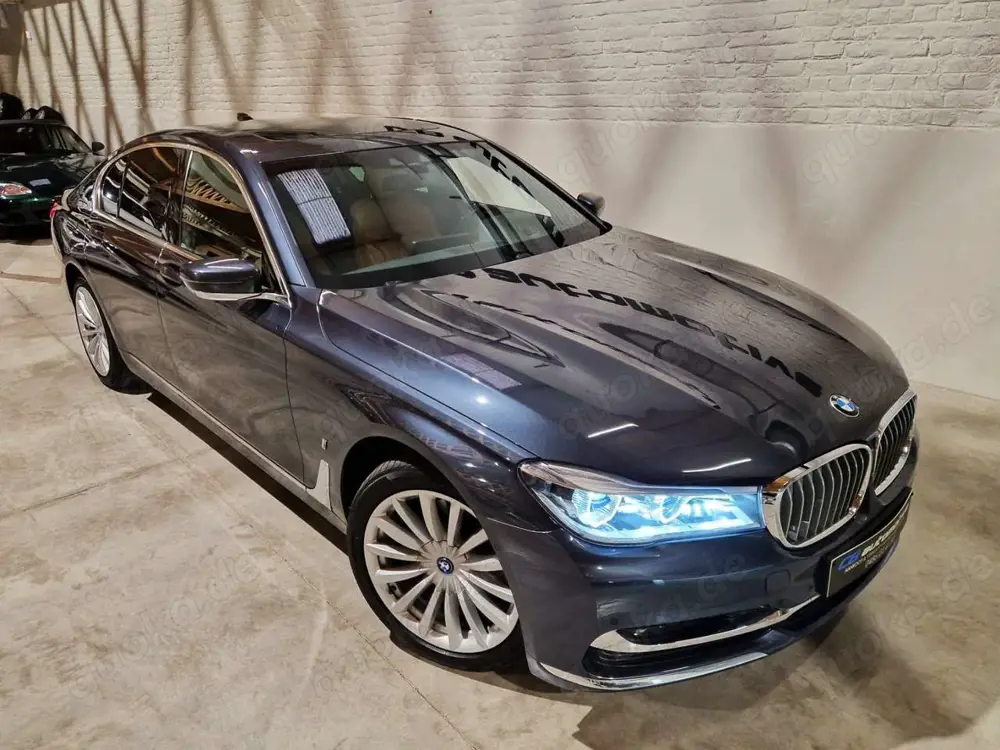 BMW 740 740e Perfm/Soft Close/Memory/Head-Up/360/ NAVI/ACC