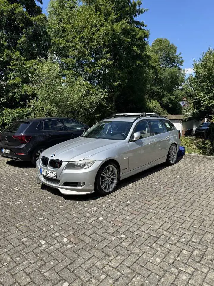 BMW 320 320d DPF Touring