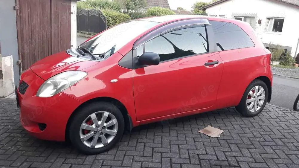 Toyota Yaris 1.0 VVT-i Luna