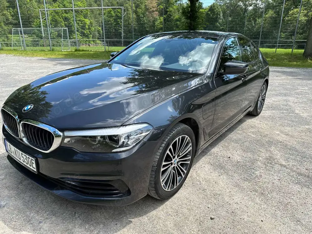 BMW 530 5er Plug-In-Hybrid 530e Aut. Sport Line