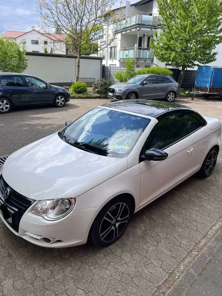 Volkswagen Eos Cabrio 2.0 TSI 211 PS / Automatik