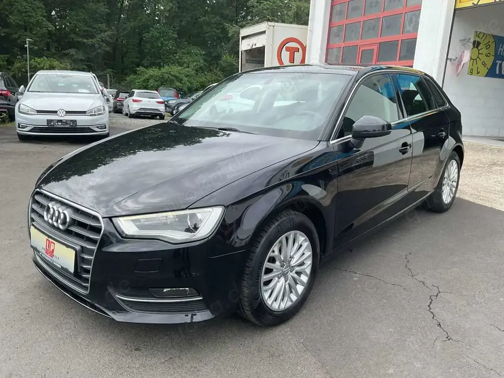 Audi A3 Sportback ambiente Xenon PDC Alu.Tempomat Eu6