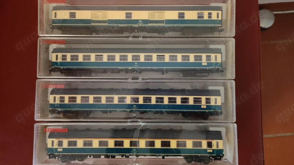 Fleischmann DB Schnellzug mit Innenbeleuchtung