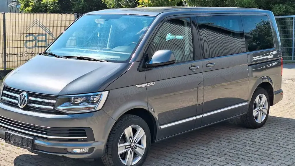 Volkswagen T6 Multivan Highline 7-Sitze TüV+Service Neu!