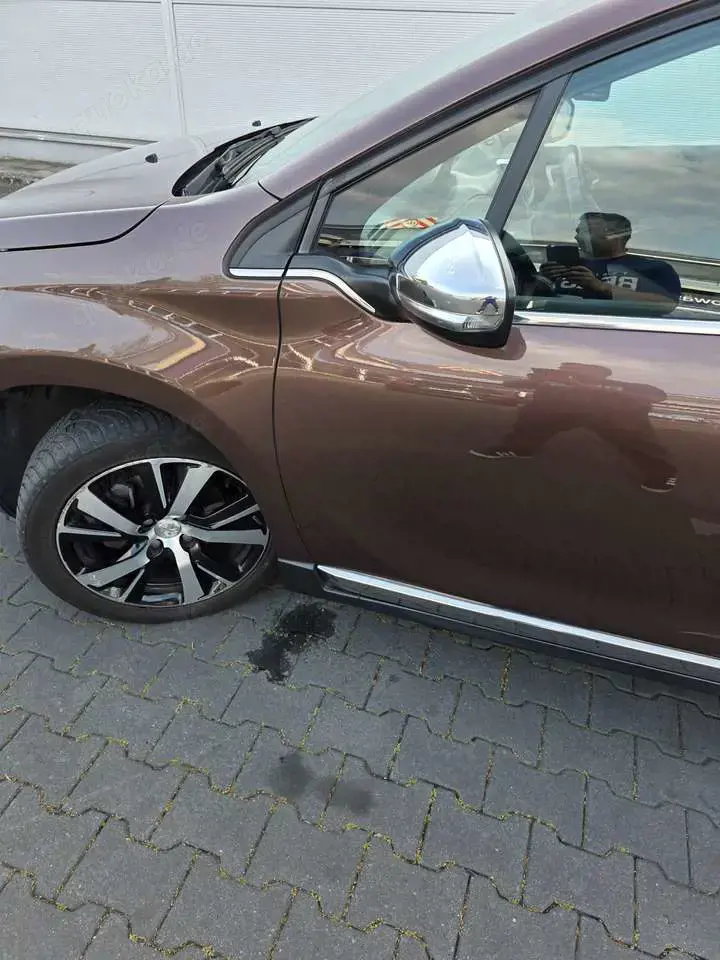 Peugeot 2008 2008 e-HDi FAP 115 STOP