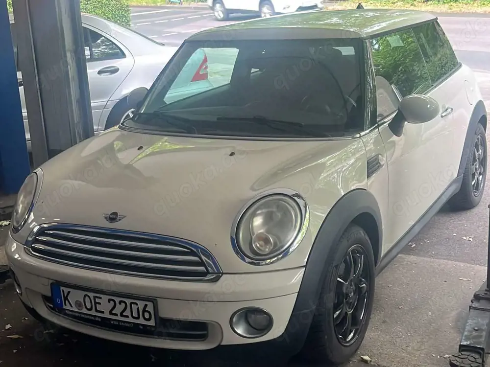 MINI One One 1.4 L 95 PS Inspektion und TÜV Neu