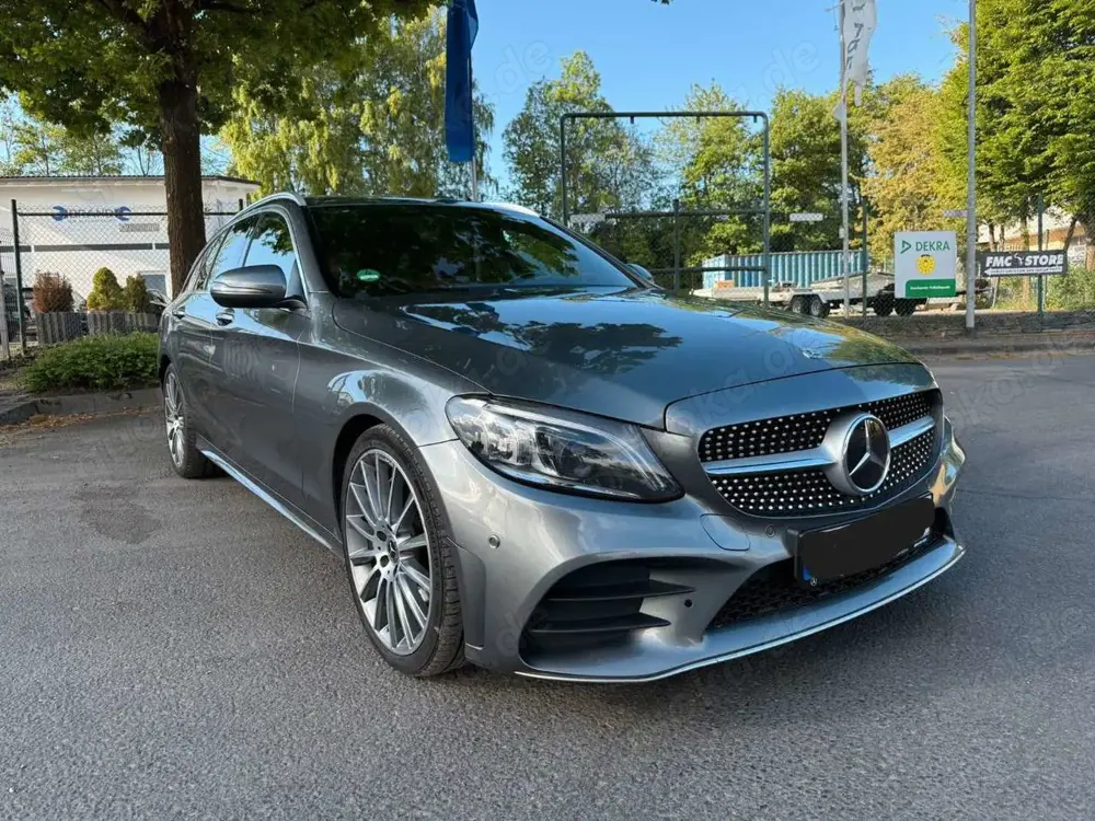Mercedes-Benz C 300 d*T-Modell*8Fach*ServiceVoll*Tüv09/2026*