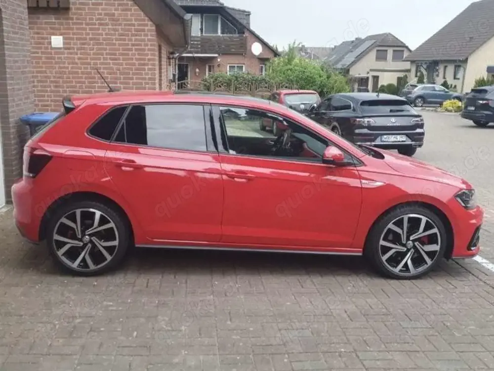 Volkswagen Polo GTI Highline 1HD, DSG, Pano, DigiTacho, RFK,Beats Navi