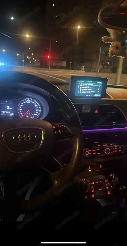 Audi Q3 SUV Audi Q3 2014 benzin TOP Zustand