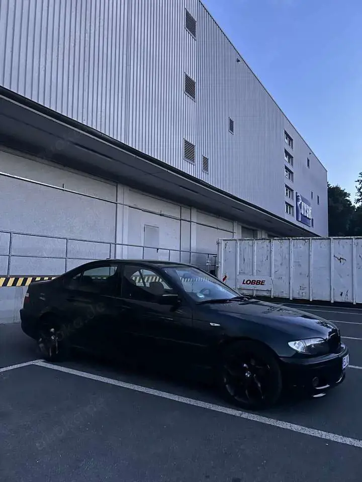 BMW 318 318i