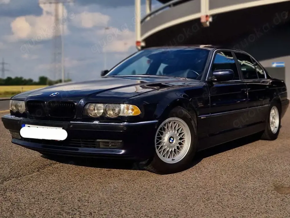 BMW 735 735iL