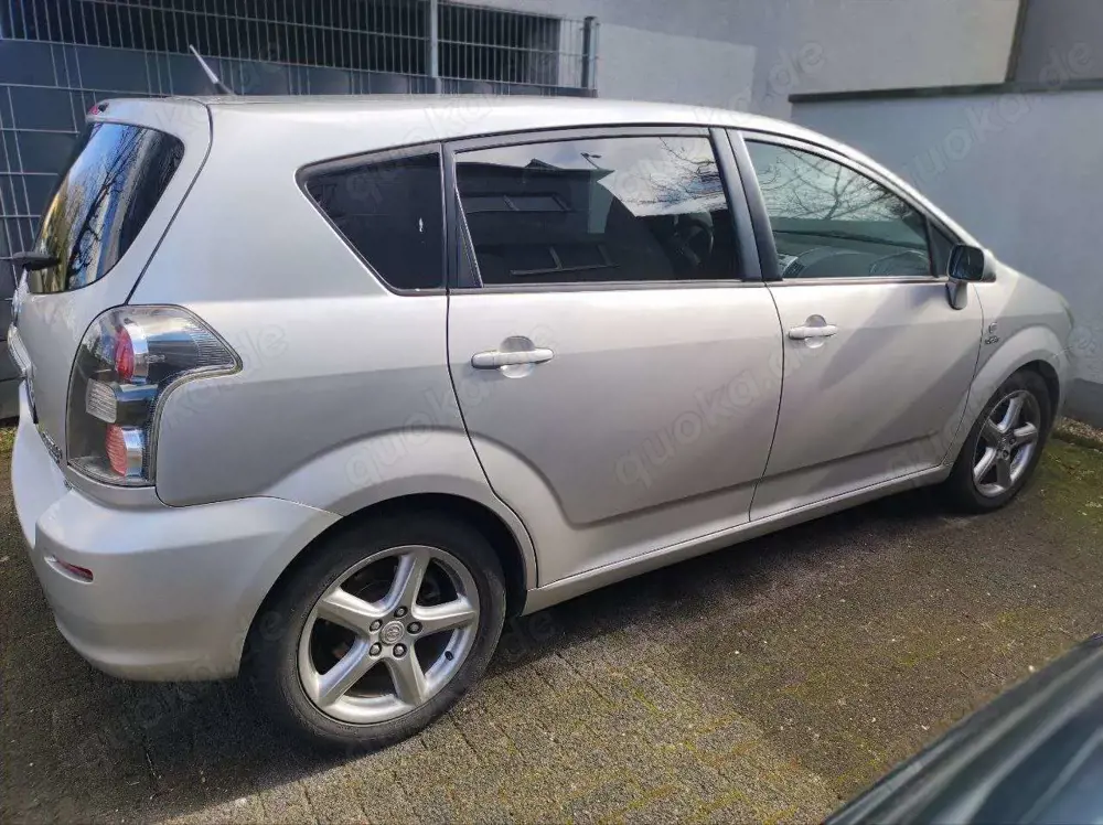 Toyota Corolla Verso Corolla Verso Diesel 2.2 D-CAT DPF Sol