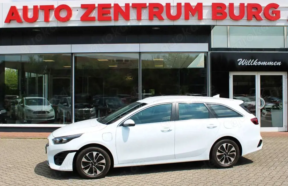 Kia Ceed SW / cee'd SW PHEV Automatik LED Nav Scheckh