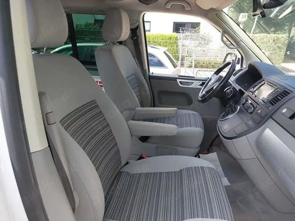 Volkswagen T5 California DSG California 2.0 TDI
