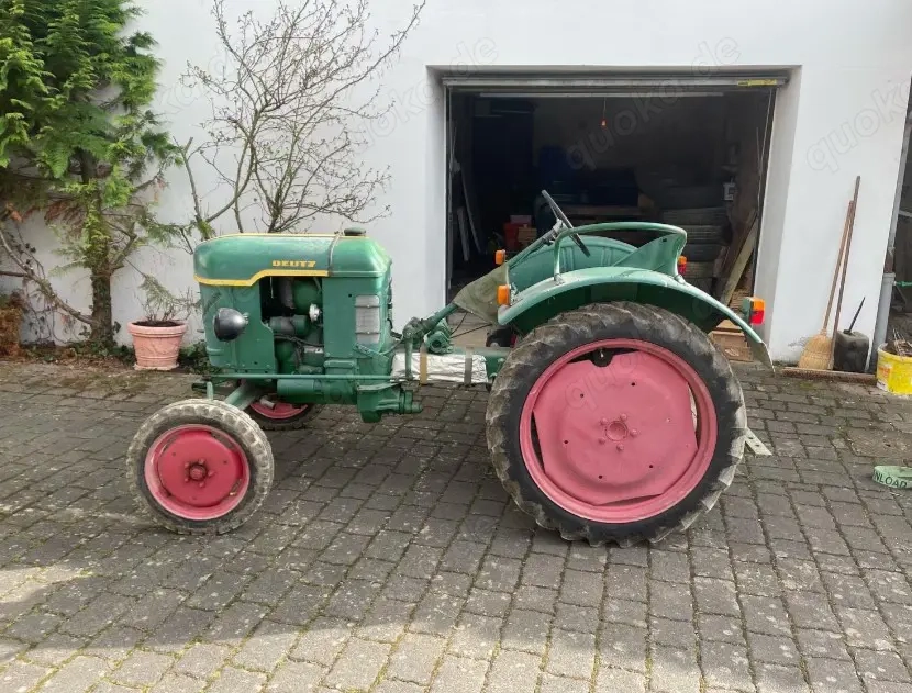 Deutz Traktor F1L612 mit TÜV noch angemeldet