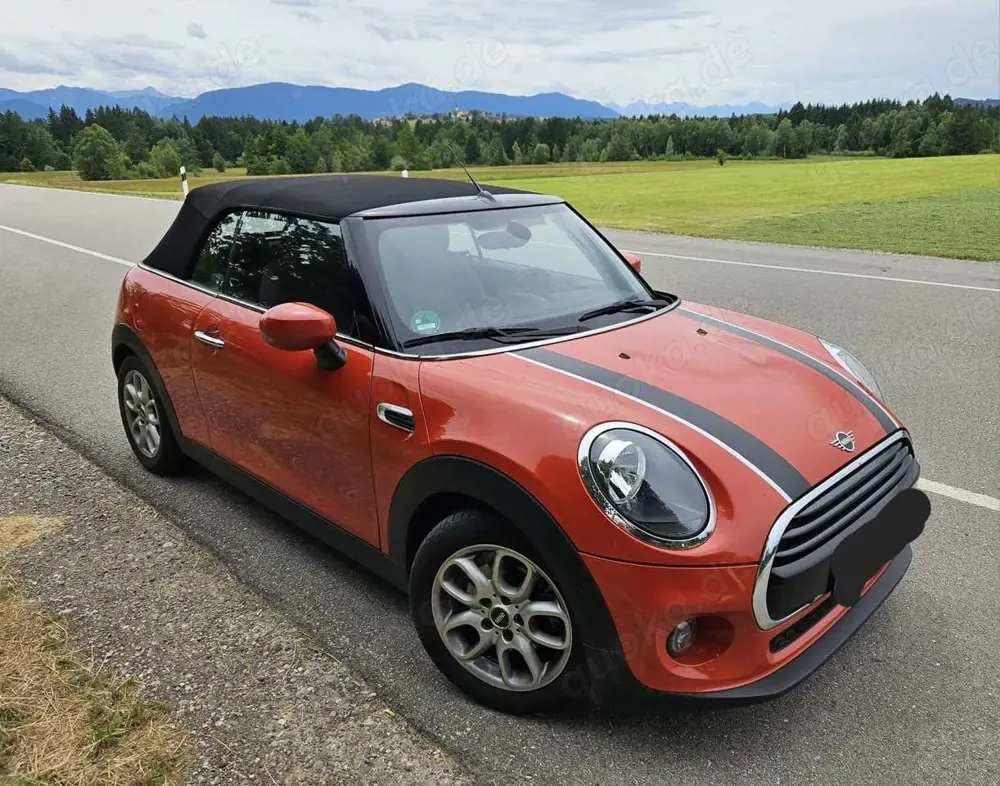 MINI Cooper Cabrio Connected