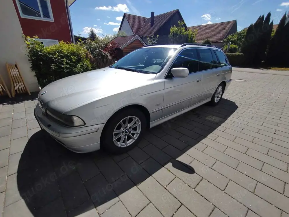 BMW 525 525i A touring Edition Exclusive