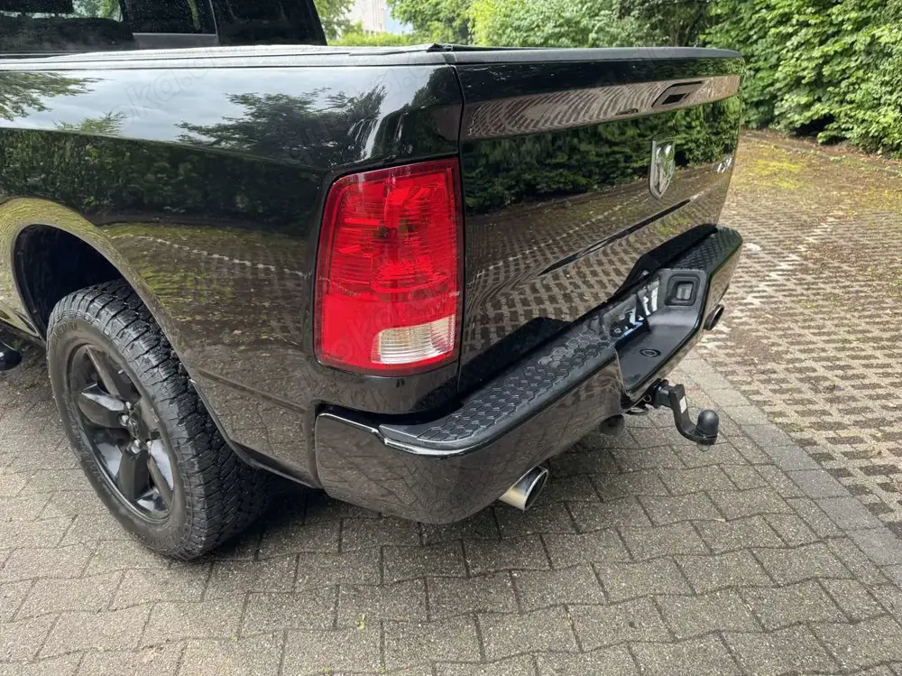RAM 1500 4x4 / V8 /5,7l Hemi / LPG Prins / AHK / 6-Sitzer
