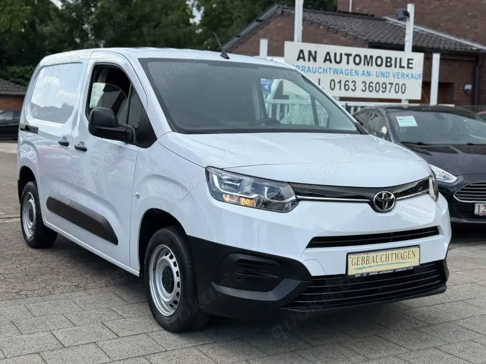 Toyota Proace *Klima*Benziner*1.Hand*Bodenplatte*