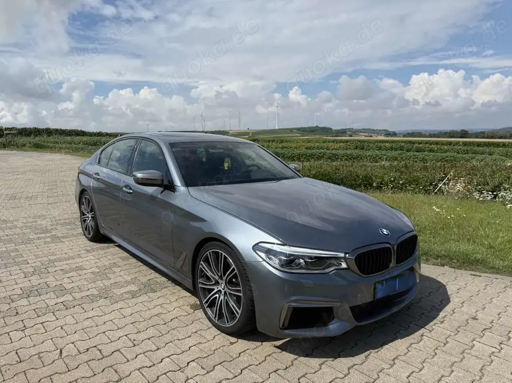 BMW M550 M550 i xDrive V8