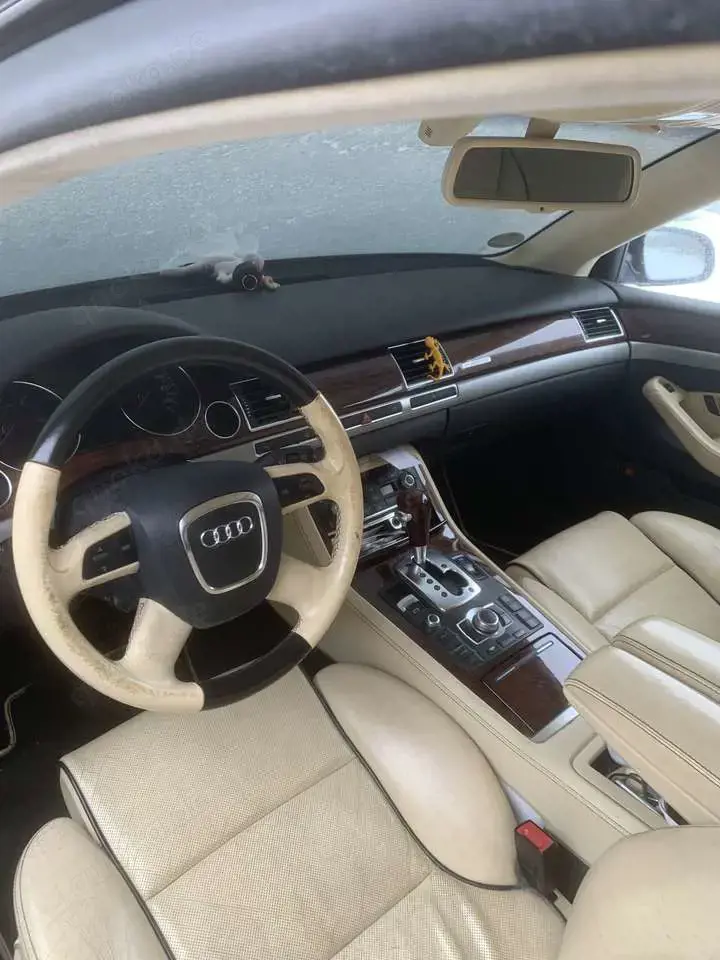 Audi A8 4.2 TDI DPF quattro