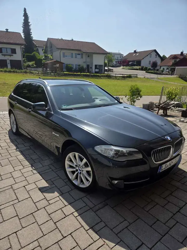 BMW 520 520d Touring F11 AHK Navi Prof WR SR