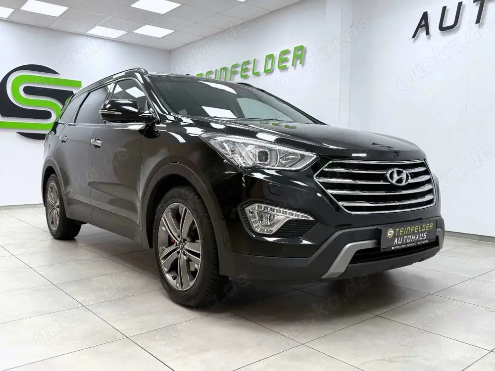 Hyundai Grand Santa Fe Premium 4WD 2.2 7 SITZER/TEMPOMAT