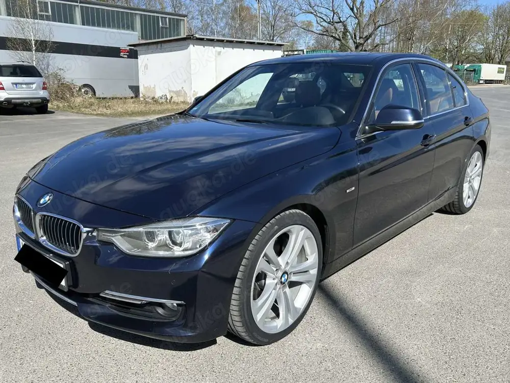 BMW 330 330d Sport-Aut. Luxury Line