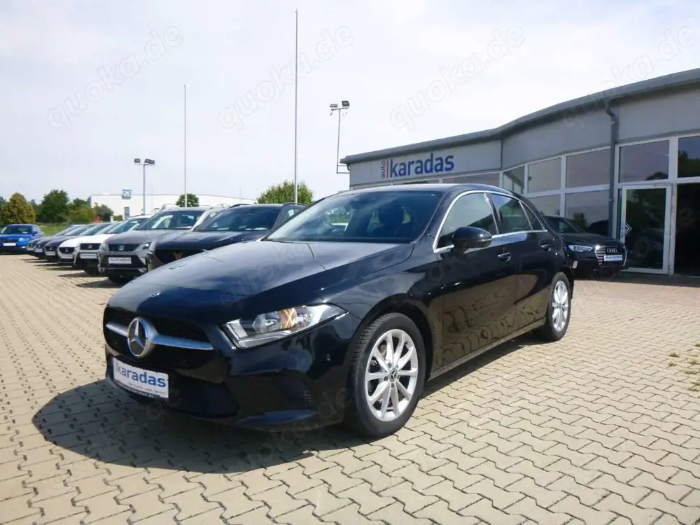 Mercedes-Benz A 180 ProgressiveAUT/NAVI/Sitzheiz/SR NEU