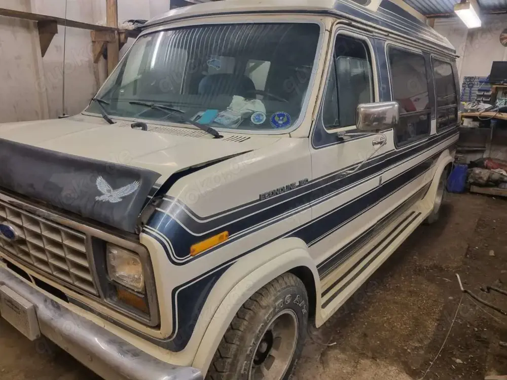 Ford Econoline E-150
