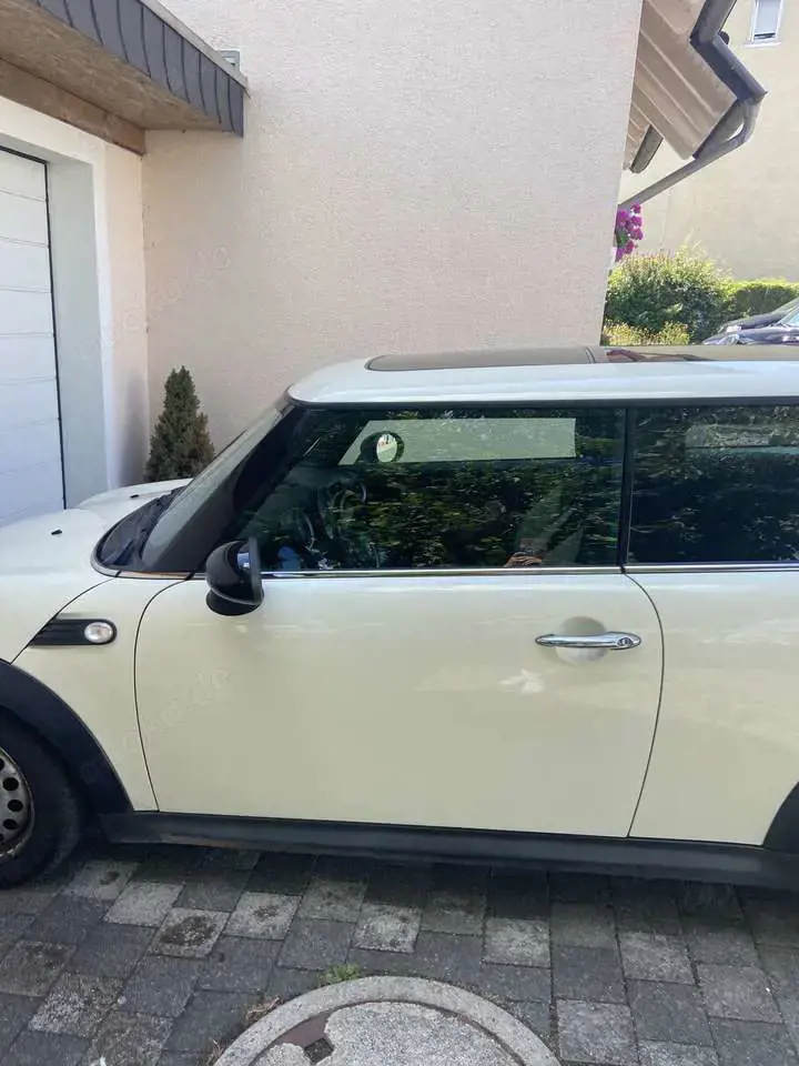 MINI Cooper R56