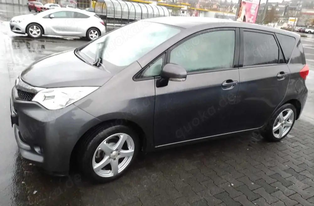 Toyota Verso-S als Subaru Trezia 1.3i Active vgl. Wikipedia