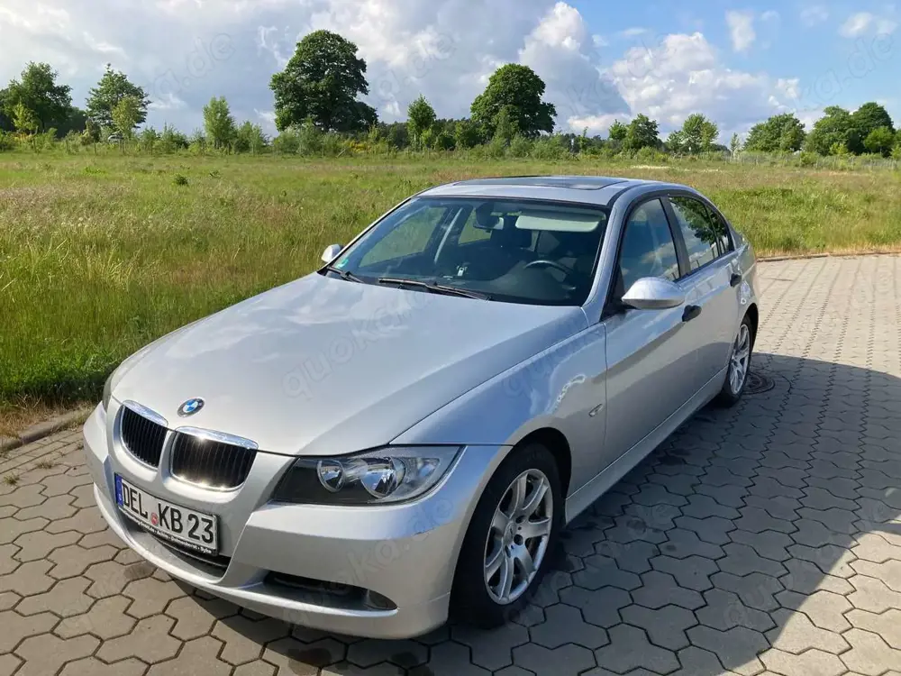 BMW 320 320i