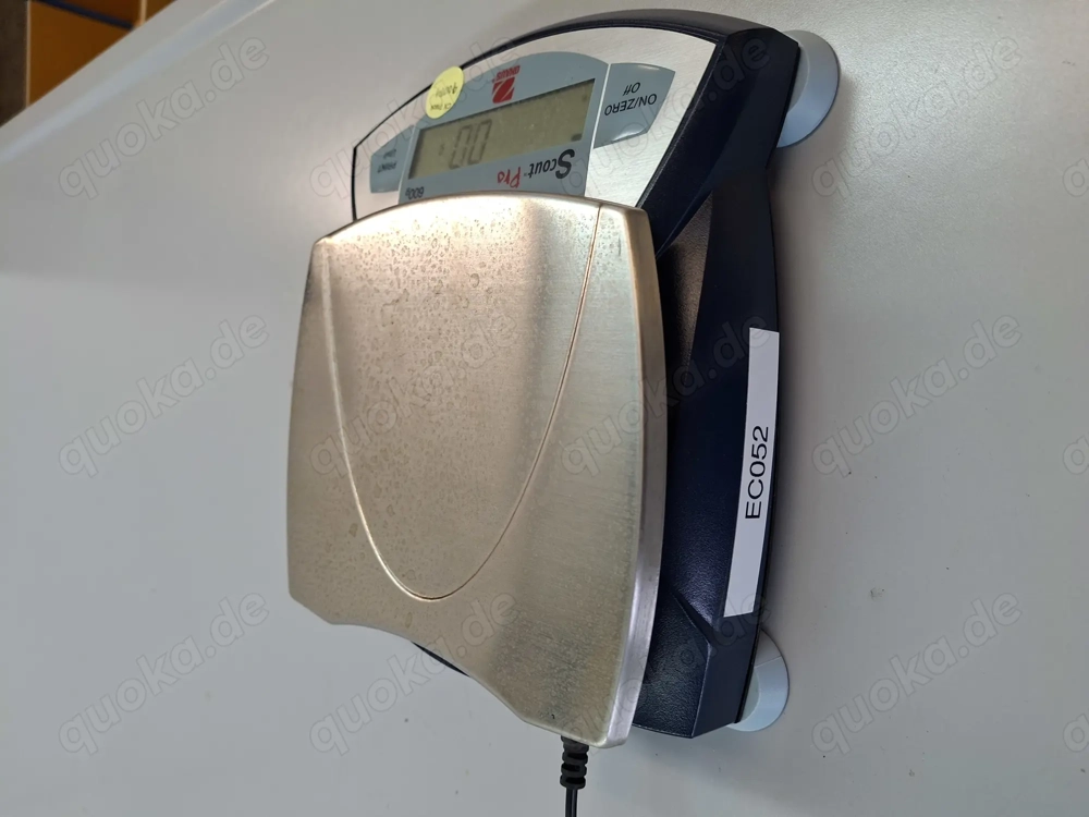 Ohaus ScoutPro Laboratory Balance 2