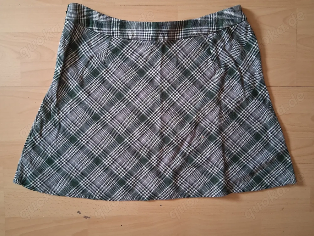 Mini Rock Grau Grün Gr. 42 mit Reißverschluß