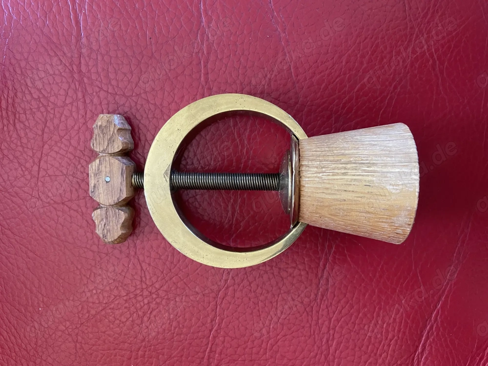 Vintage Nussknacker Spindelpresse Messing